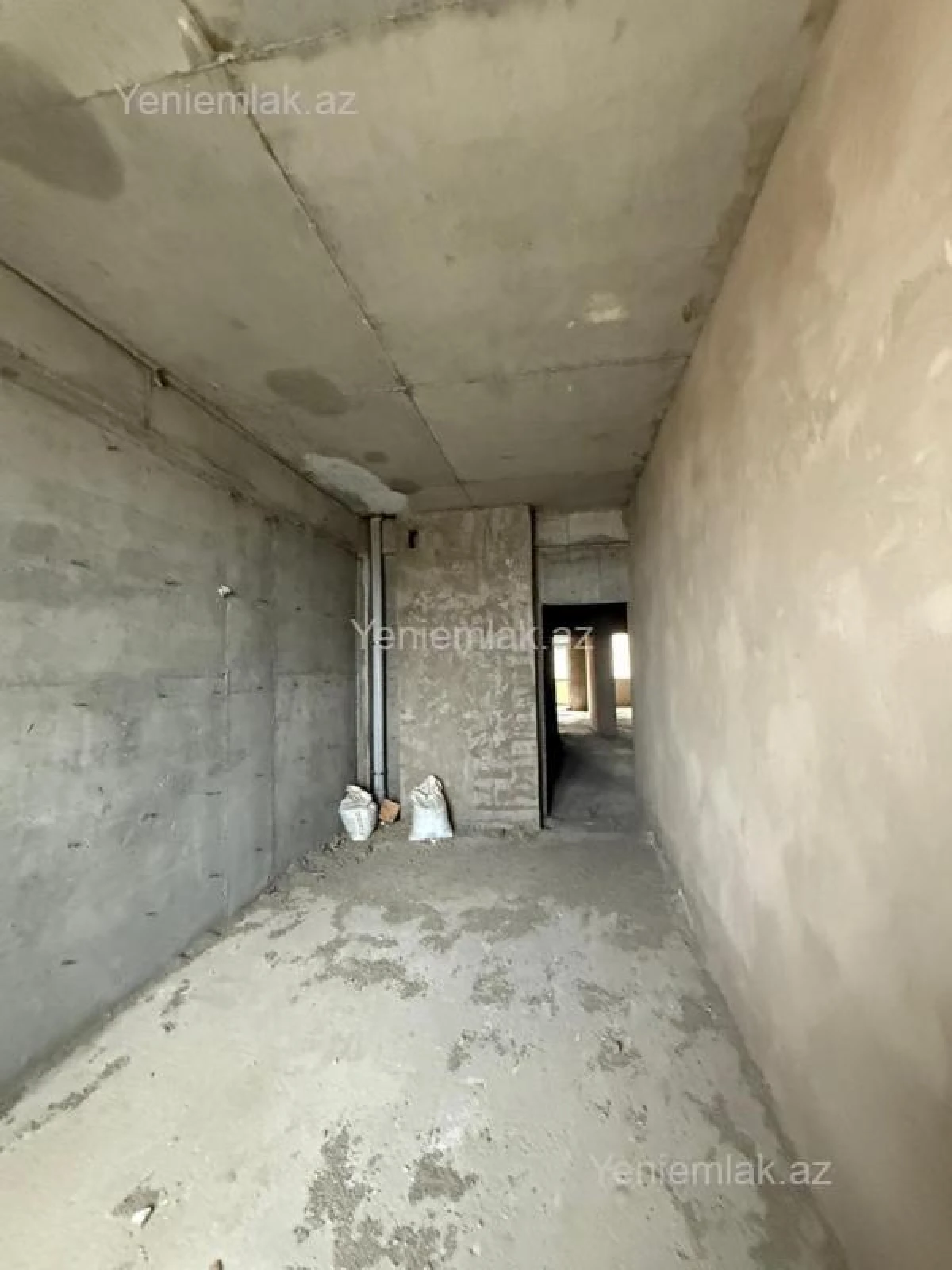 Satılır 3 otaqlı yeni tikili 120 m²