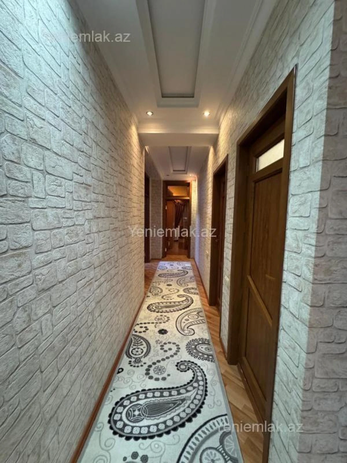 Satılır 3 otaqlı yeni tikili 160 m²