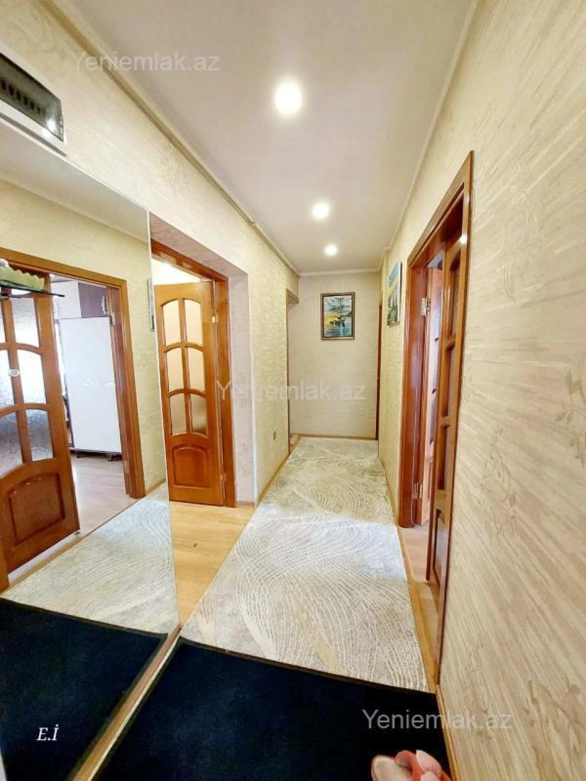 Satılır 3 otaqlı köhnə tikili 72 m²