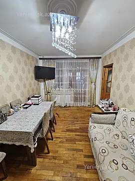 Satılır 2 otaqlı köhnə tikili 55 m²