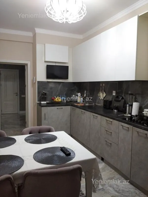 Satılır 3 otaqlı yeni tikili 123 m²