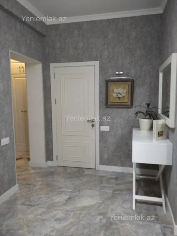 Satılır 3 otaqlı yeni tikili 123 m²