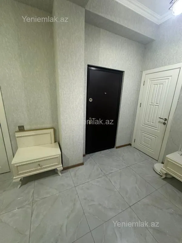 Satılır 3 otaqlı yeni tikili 95 m²