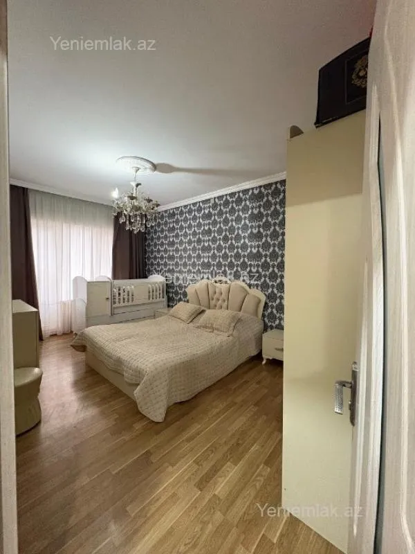 Satılır 3 otaqlı köhnə tikili 80 m²
