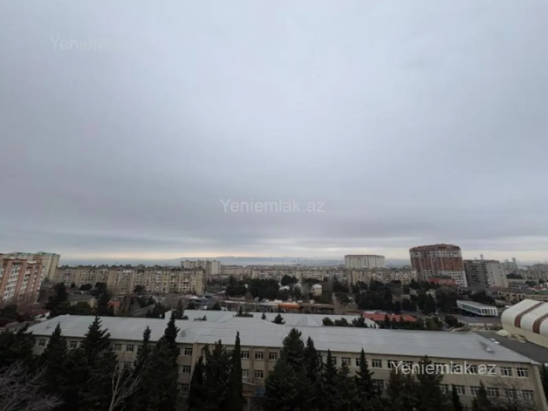 Satılır 3 otaqlı köhnə tikili 80 m²