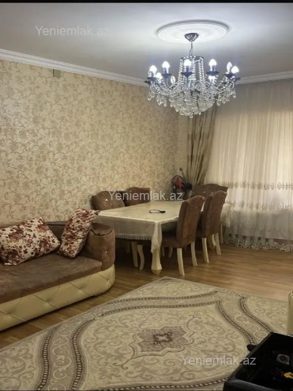 Satılır 3 otaqlı köhnə tikili 80 m²
