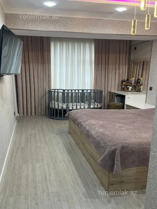 Satılır 3 otaqlı yeni tikili 110 m²
