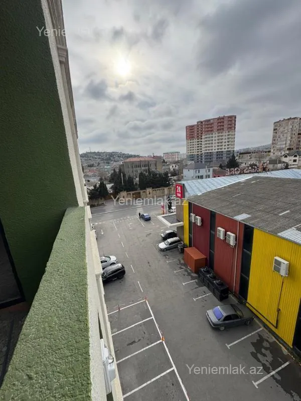 Satılır 3 otaqlı yeni tikili 121.5 m²