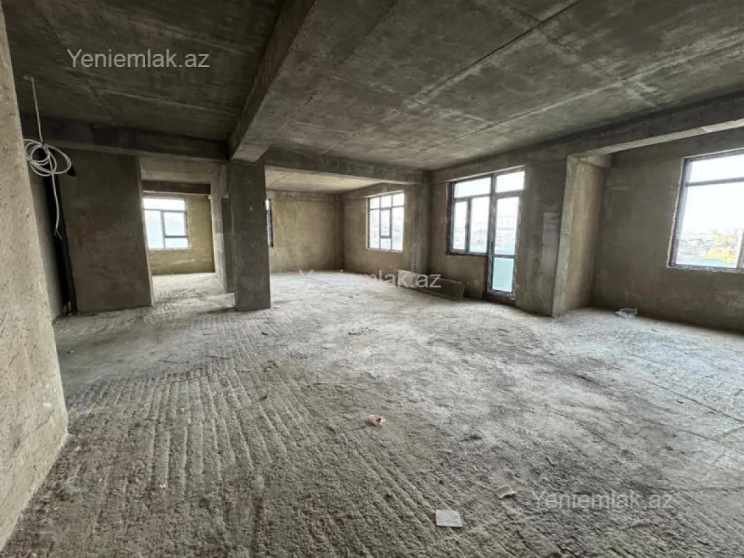 Satılır 3 otaqlı yeni tikili 121.5 m²