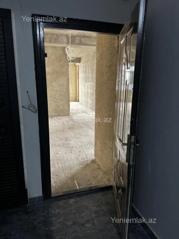 Satılır 3 otaqlı yeni tikili 121.5 m²