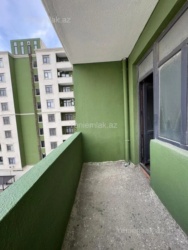 Satılır 3 otaqlı yeni tikili 121.5 m²