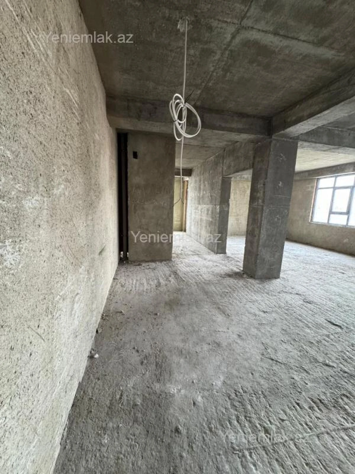 Satılır 3 otaqlı yeni tikili 121.5 m²