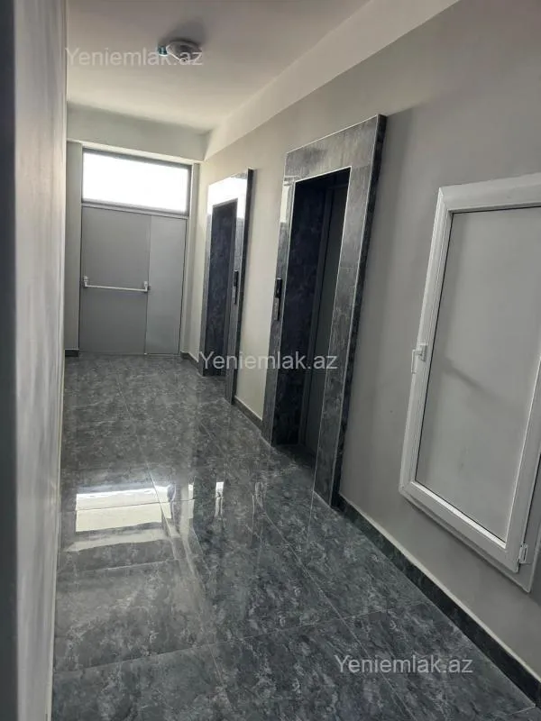 Satılır 3 otaqlı yeni tikili 121.5 m²