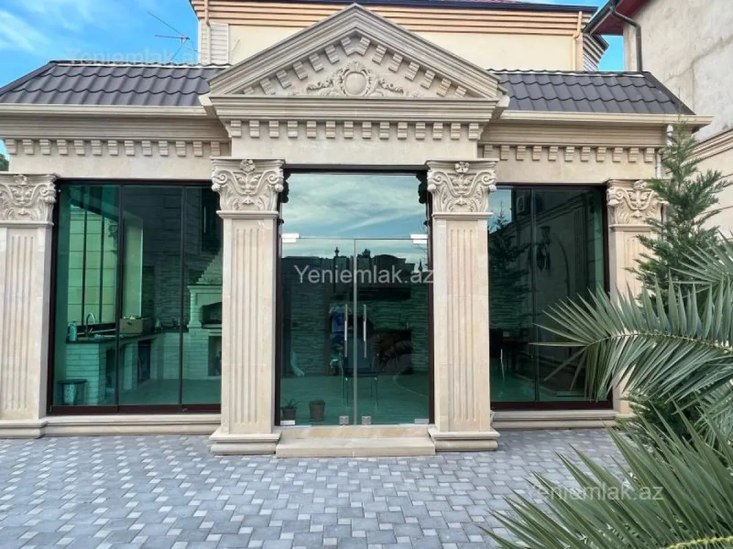 Satılır 7 otaqlı həyət evi 500 m²