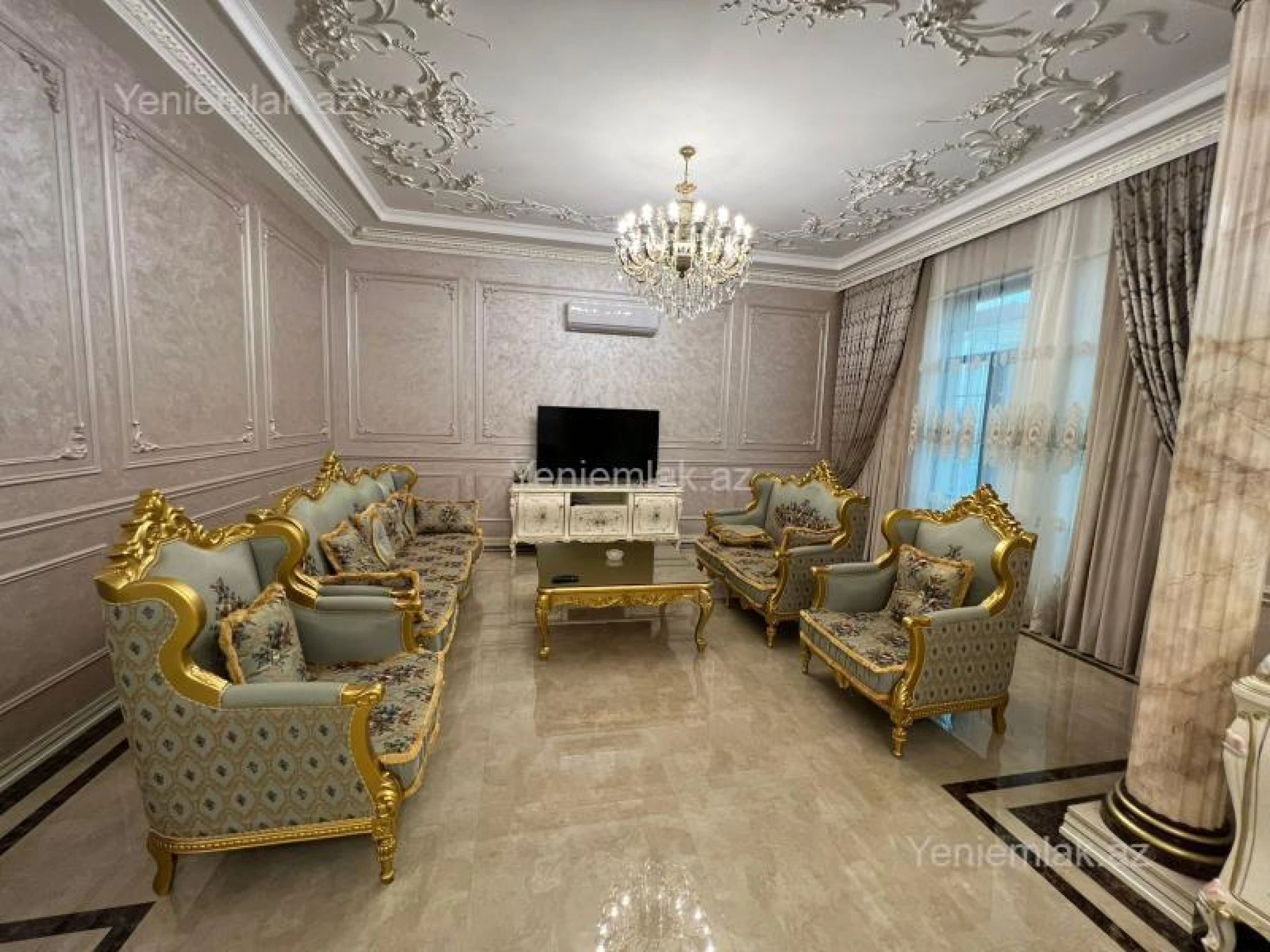 Satılır 7 otaqlı həyət evi 500 m²