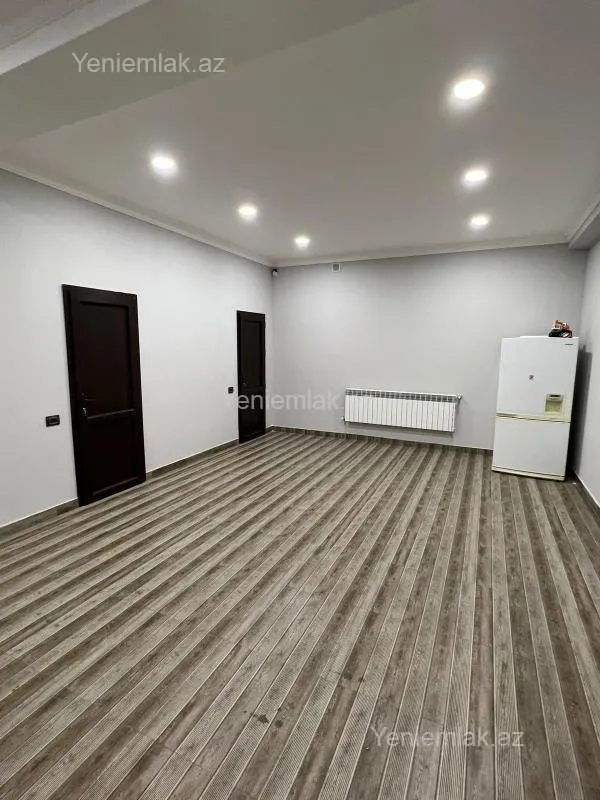Satılır 7 otaqlı həyət evi 500 m²