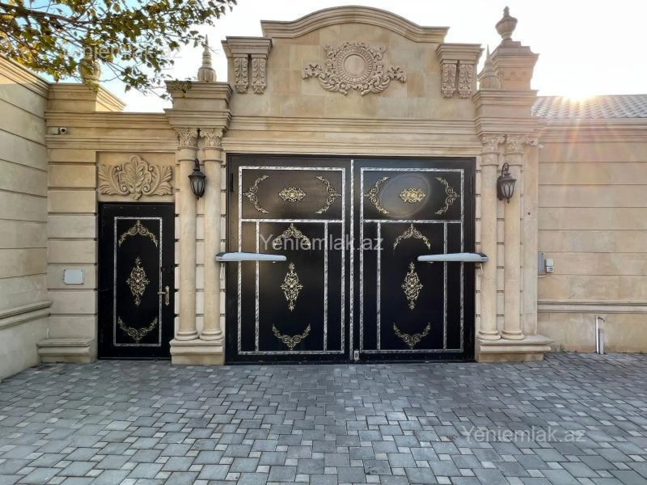 Satılır 7 otaqlı həyət evi 500 m²