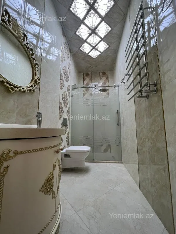 Satılır 7 otaqlı həyət evi 500 m²