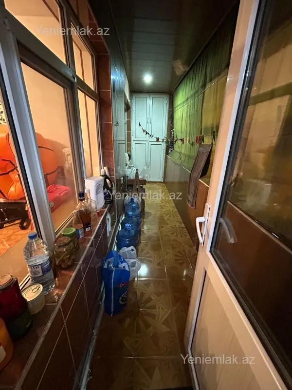 Satılır 5 otaqlı köhnə tikili 110 m²