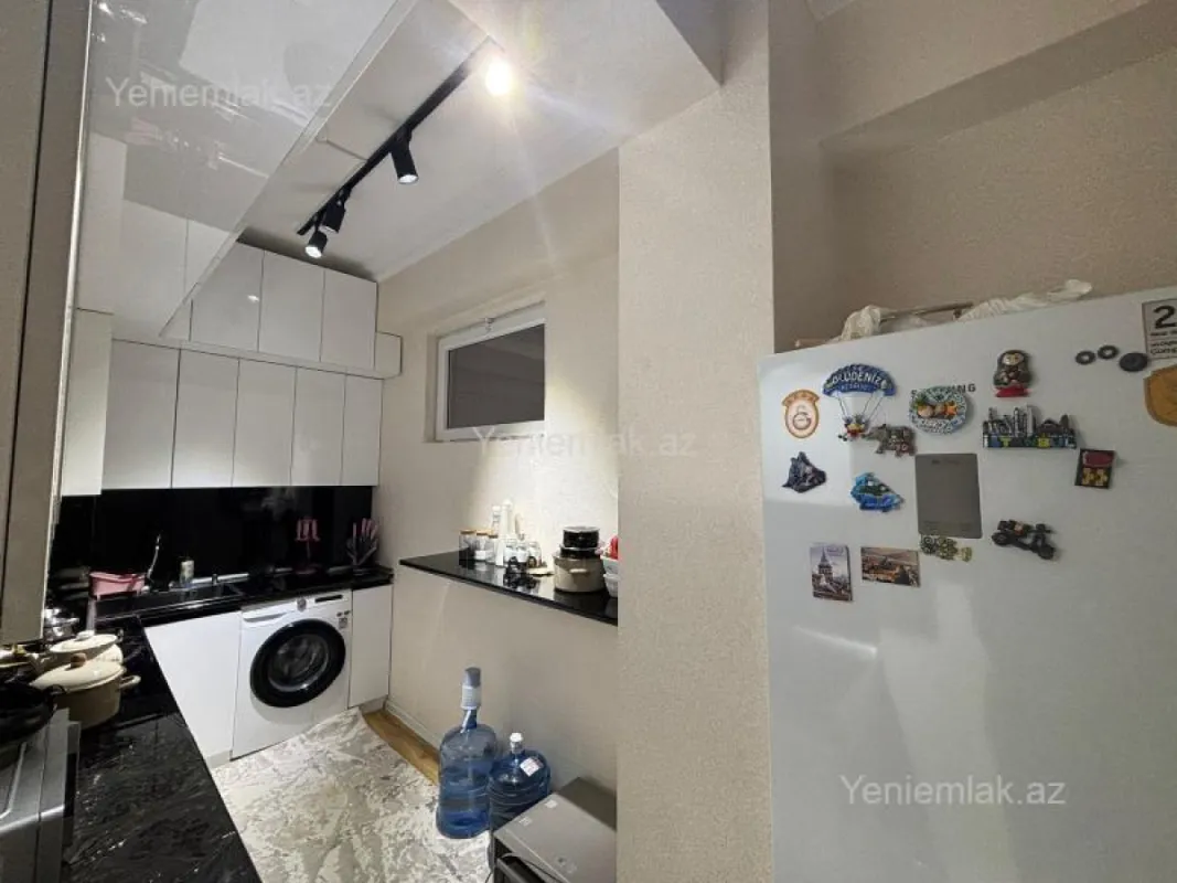 Satılır 3 otaqlı yeni tikili 101 m²
