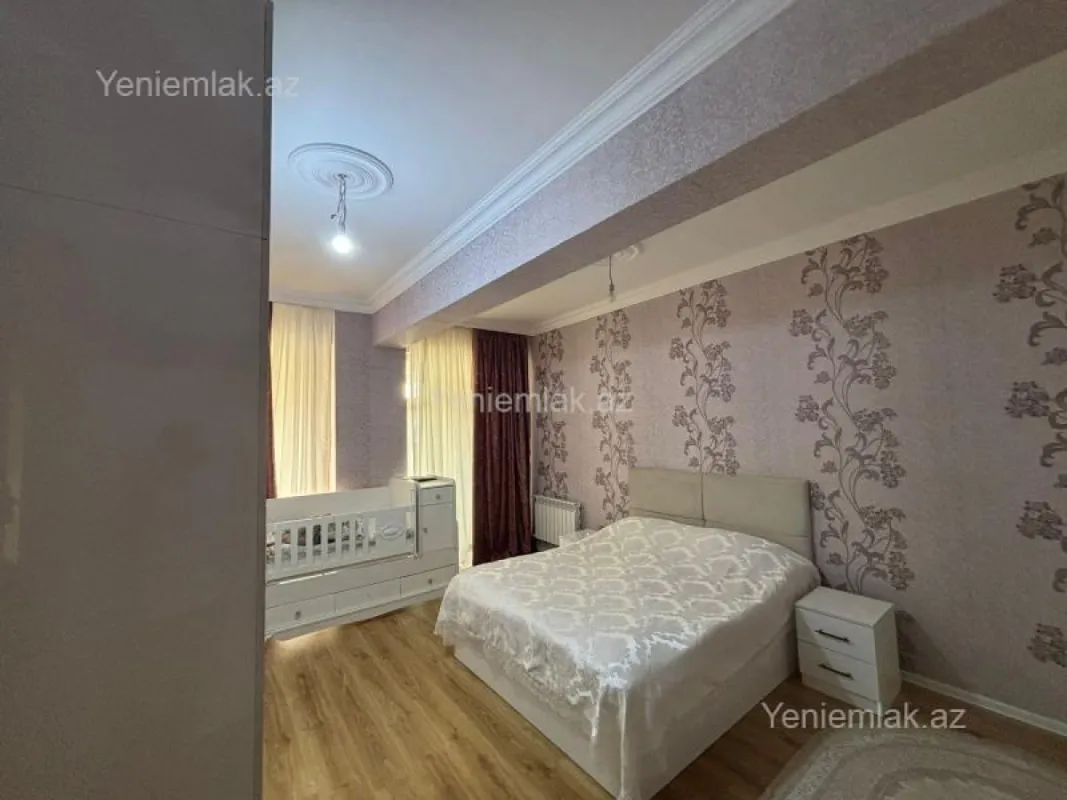 Satılır 3 otaqlı yeni tikili 101 m²