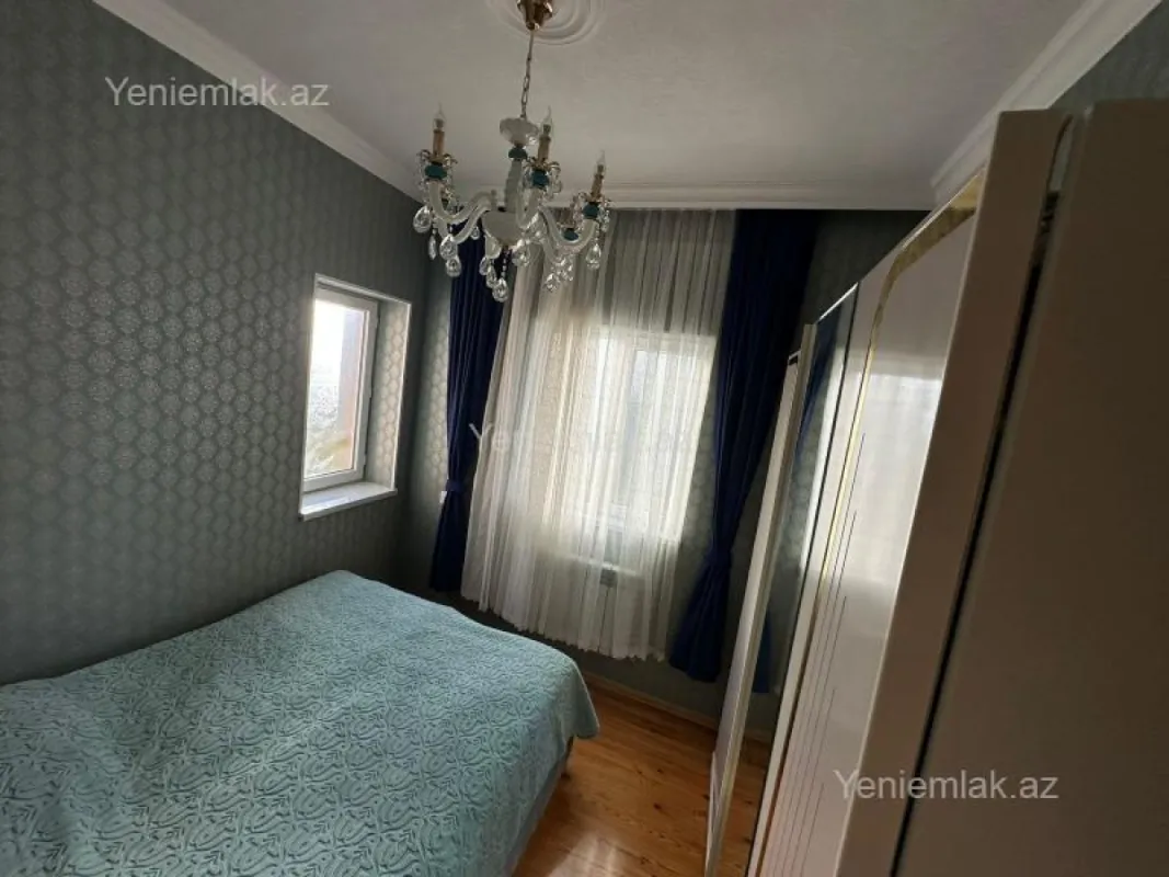 Satılır 4 otaqlı həyət evi 65 m²