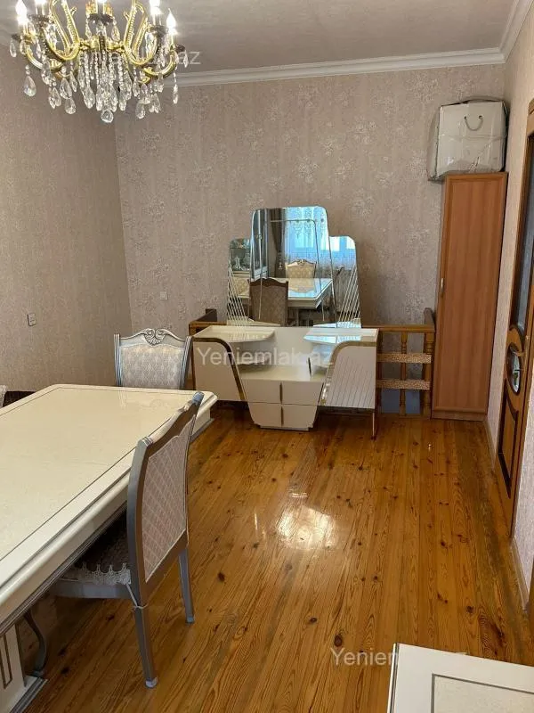 Satılır 4 otaqlı həyət evi 65 m²