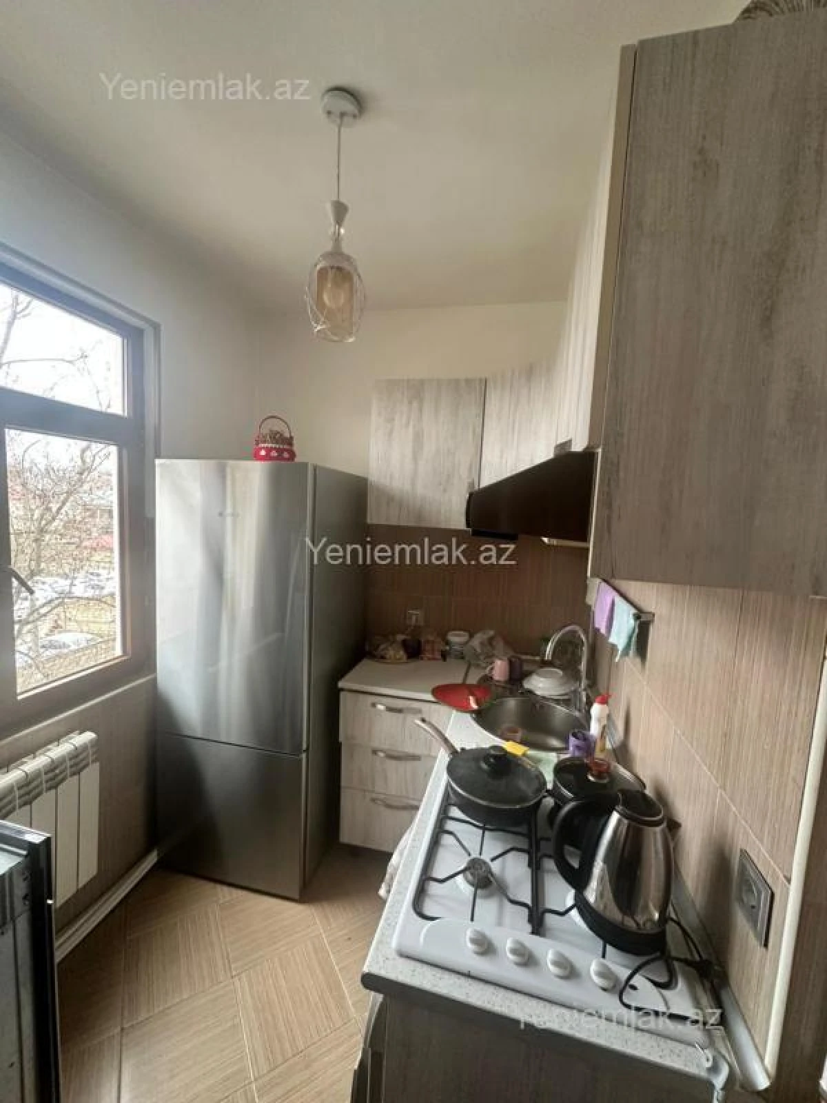 Satılır 2 otaqlı köhnə tikili 55 m²
