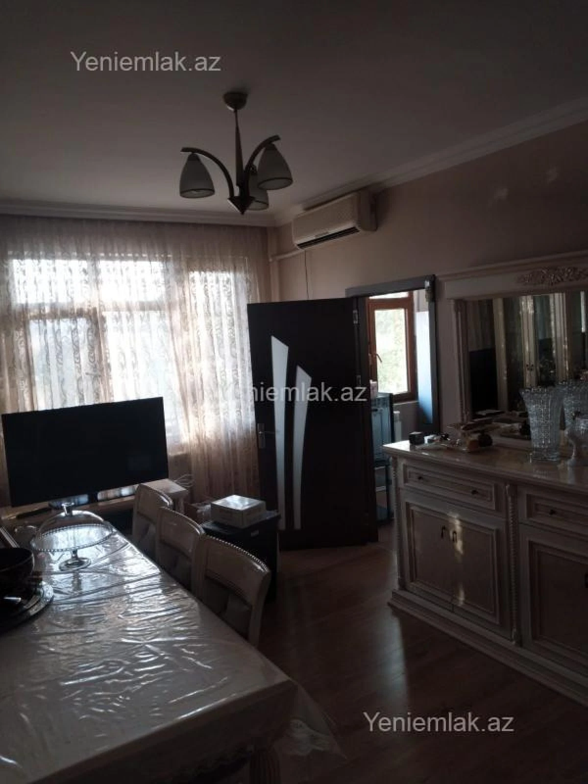 Satılır 2 otaqlı köhnə tikili 55 m²