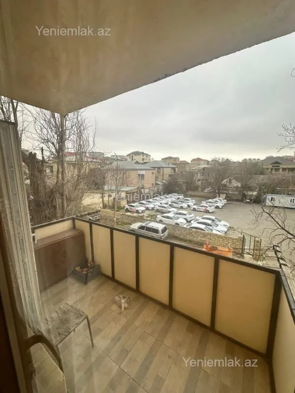 Satılır 2 otaqlı köhnə tikili 55 m²