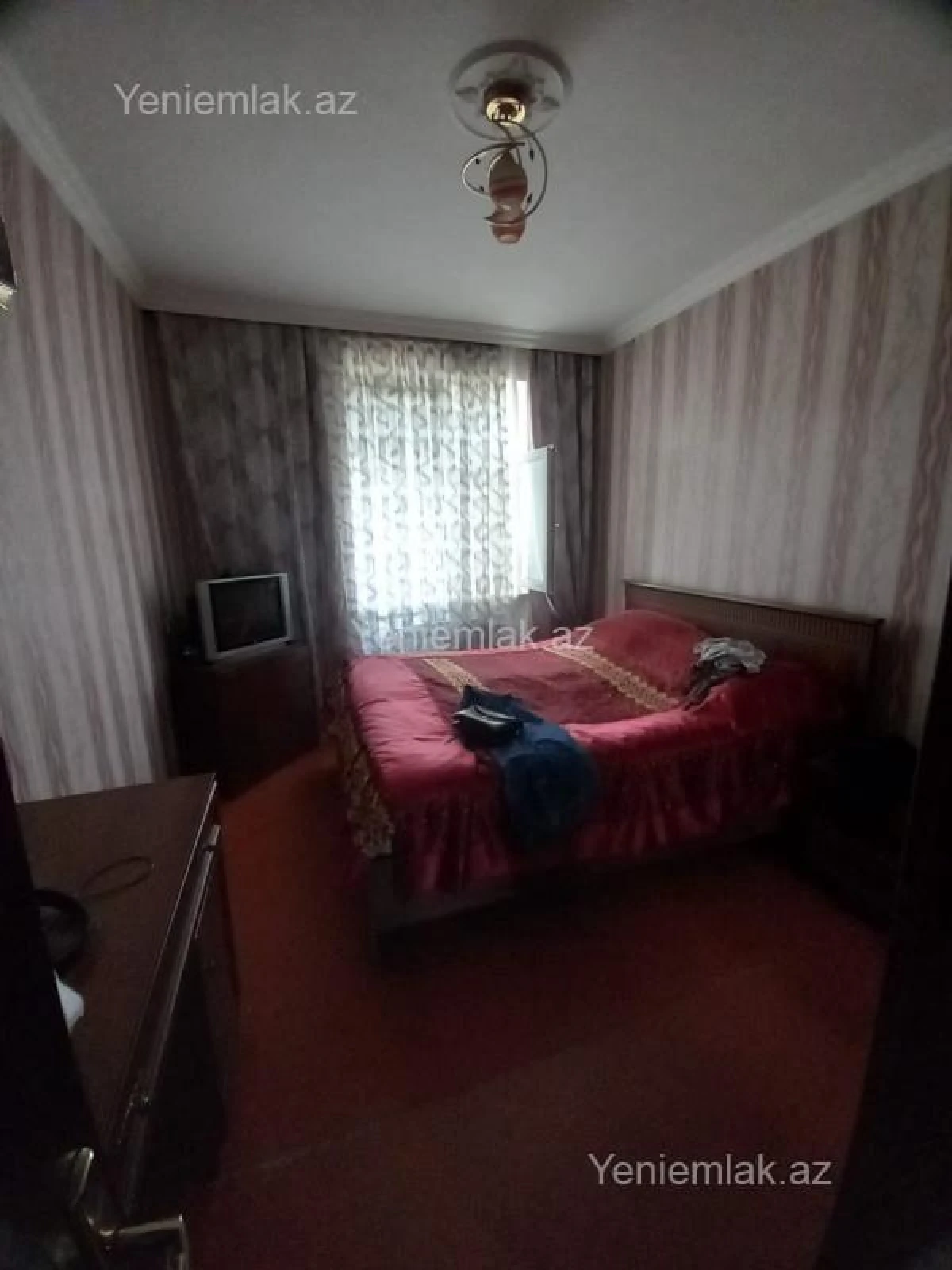 Satılır 5 otaqlı köhnə tikili 100 m²