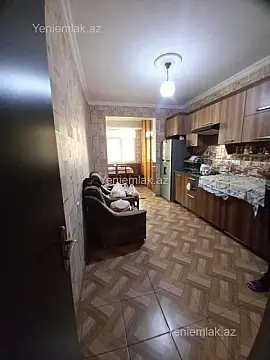 Satılır 5 otaqlı köhnə tikili 100 m²