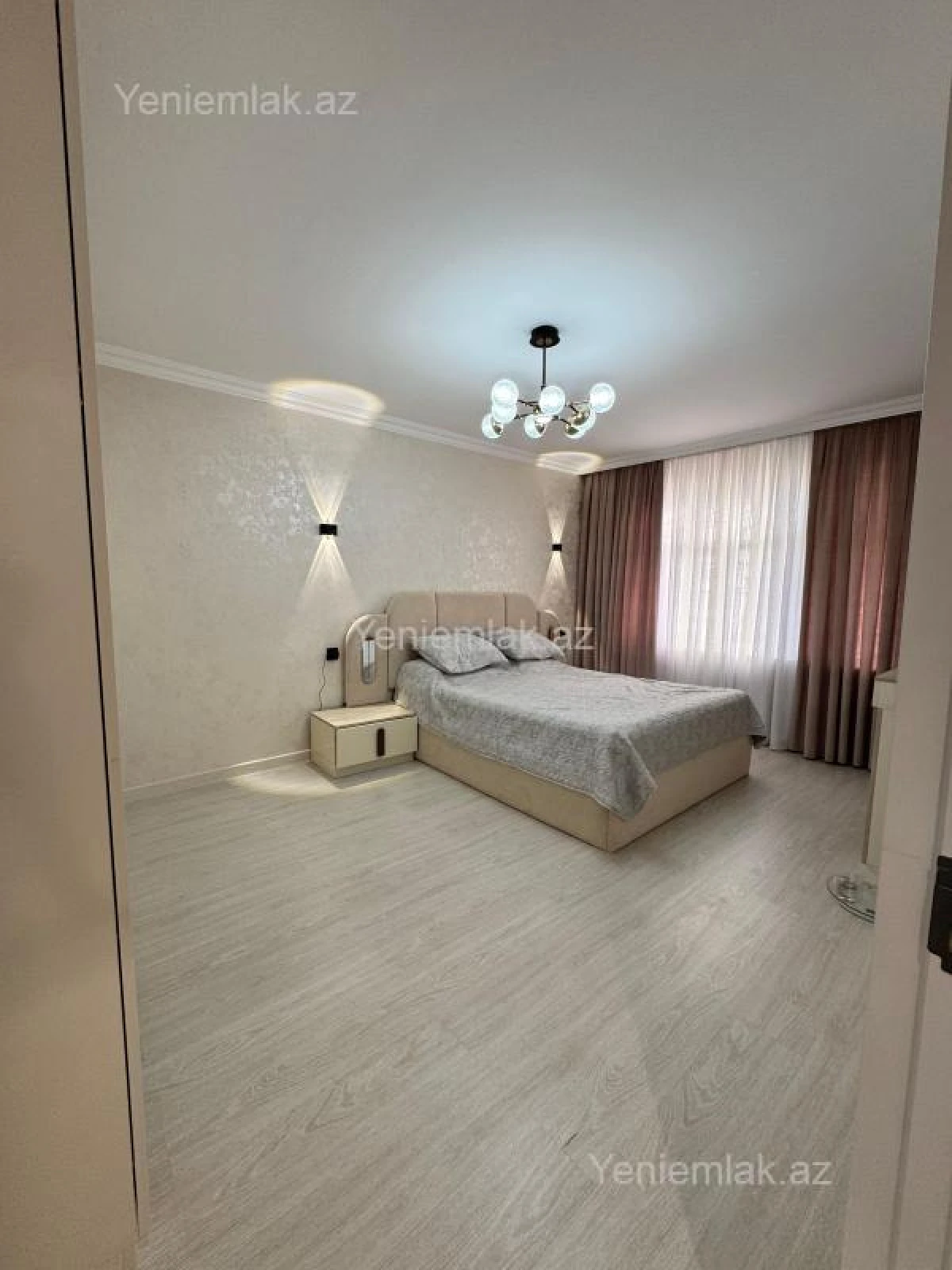 Satılır 3 otaqlı köhnə tikili 70 m²