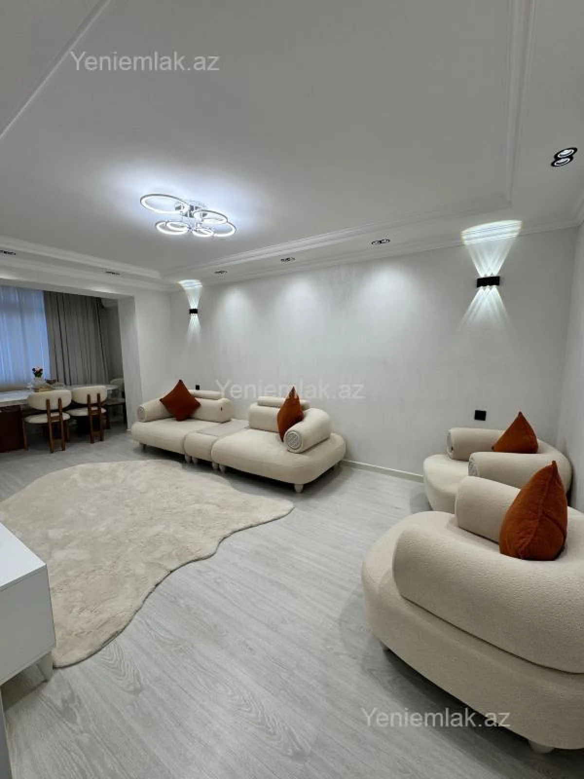 Satılır 3 otaqlı köhnə tikili 70 m²