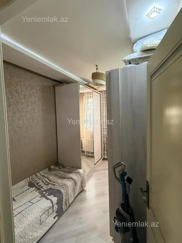 Satılır 3 otaqlı köhnə tikili 56 m²