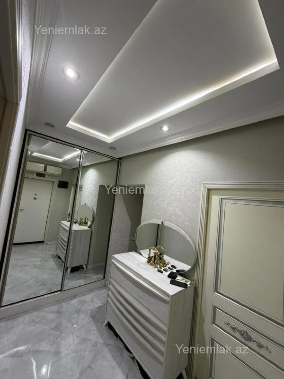 Satılır 3 otaqlı köhnə tikili 56 m²