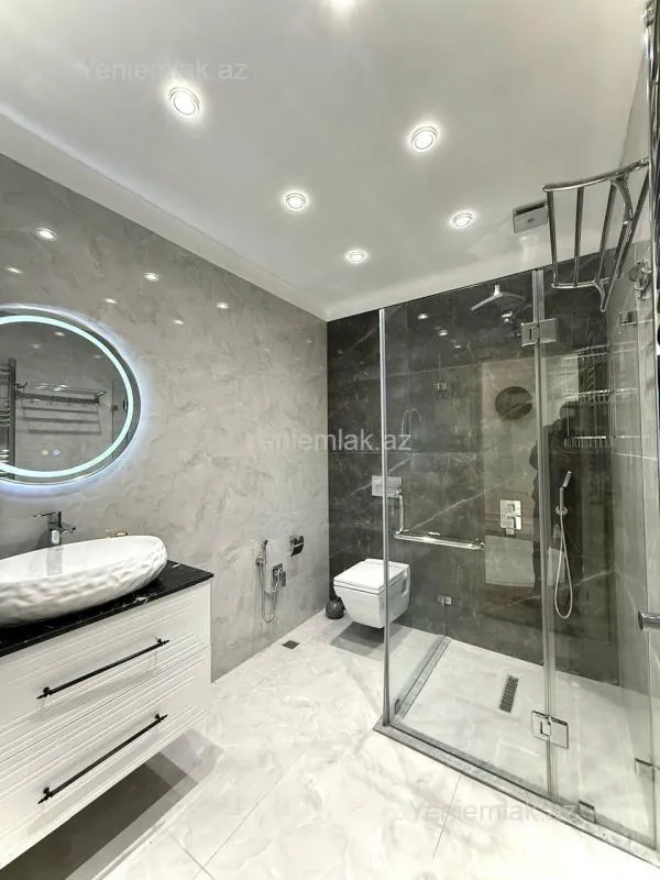 Satılır 4 otaqlı yeni tikili 185 m²