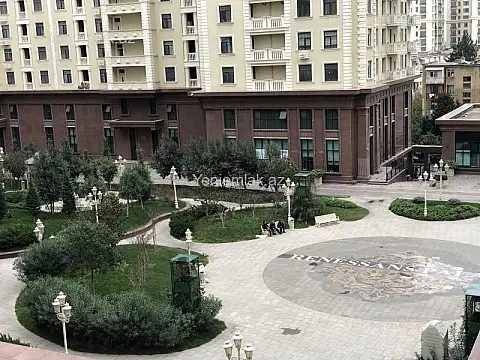 Satılır 4 otaqlı yeni tikili 185 m²