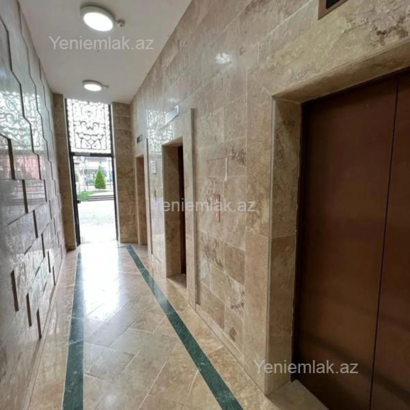 Satılır 4 otaqlı yeni tikili 185 m²