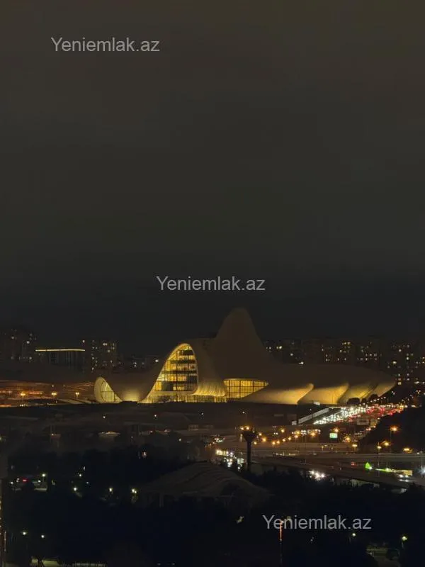 Satılır 3 otaqlı köhnə tikili 90 m²