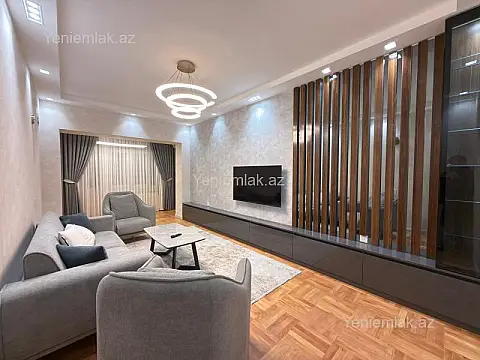 Satılır 3 otaqlı köhnə tikili 90 m²