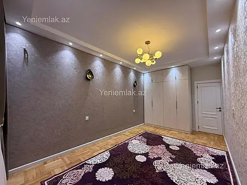 Satılır 3 otaqlı köhnə tikili 90 m²