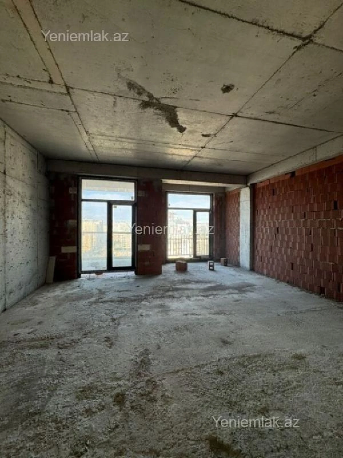 Satılır 3 otaqlı yeni tikili 120 m²