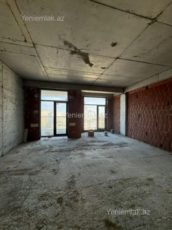 Satılır 3 otaqlı yeni tikili 120 m²