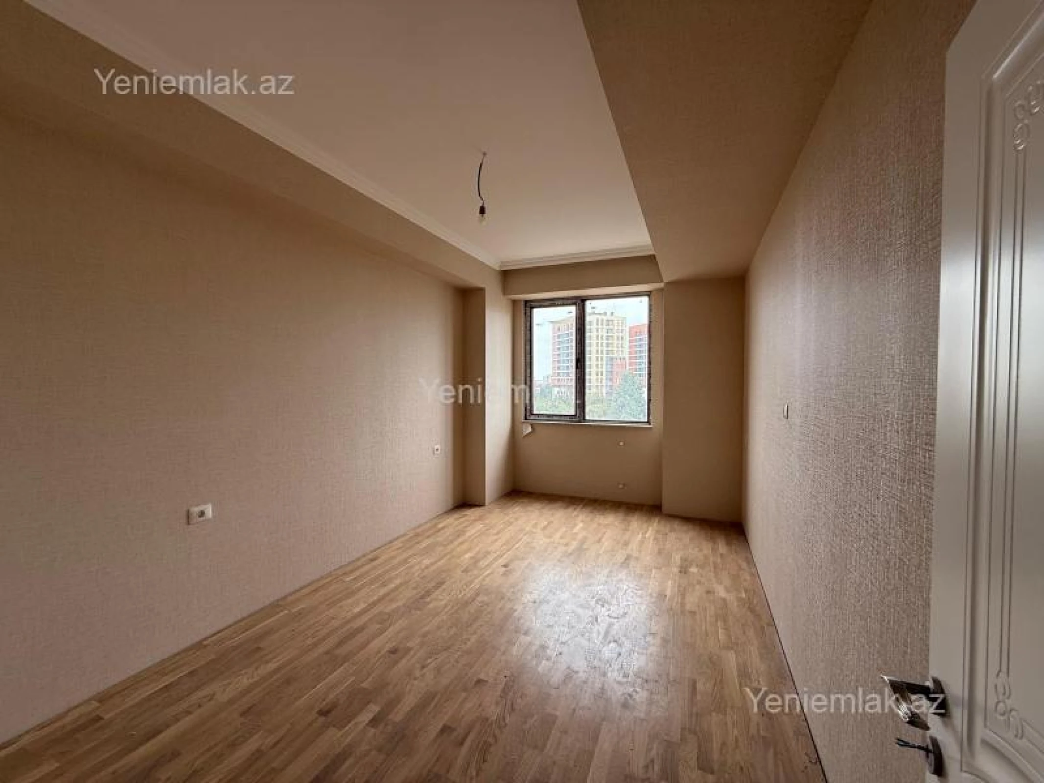 Satılır 3 otaqlı yeni tikili 96 m²