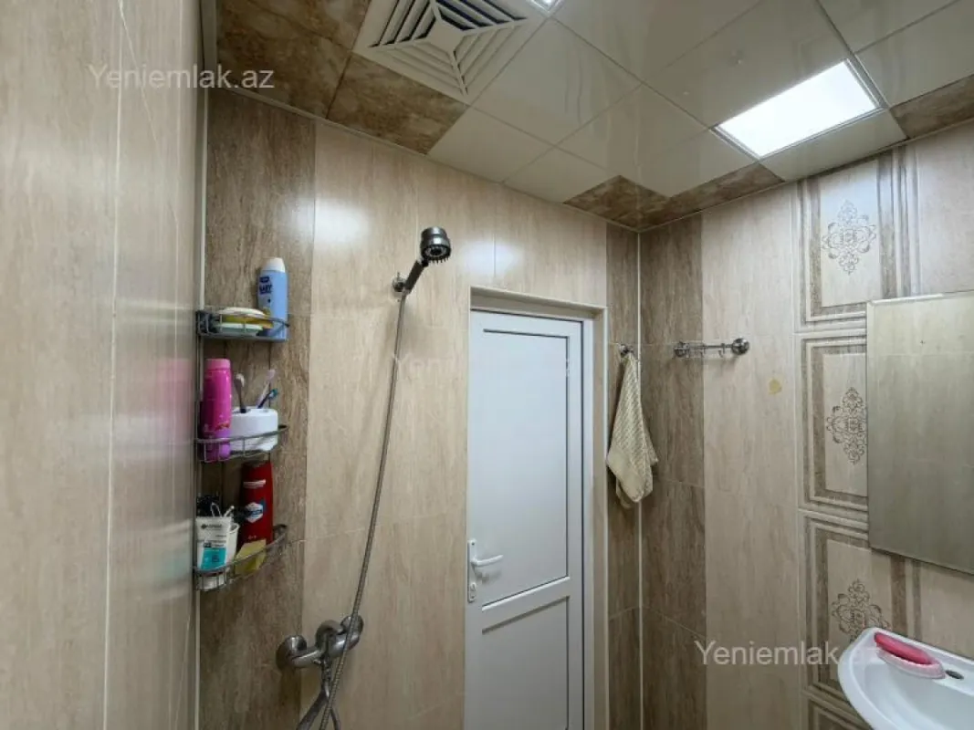 Satılır 3 otaqlı yeni tikili 90 m²