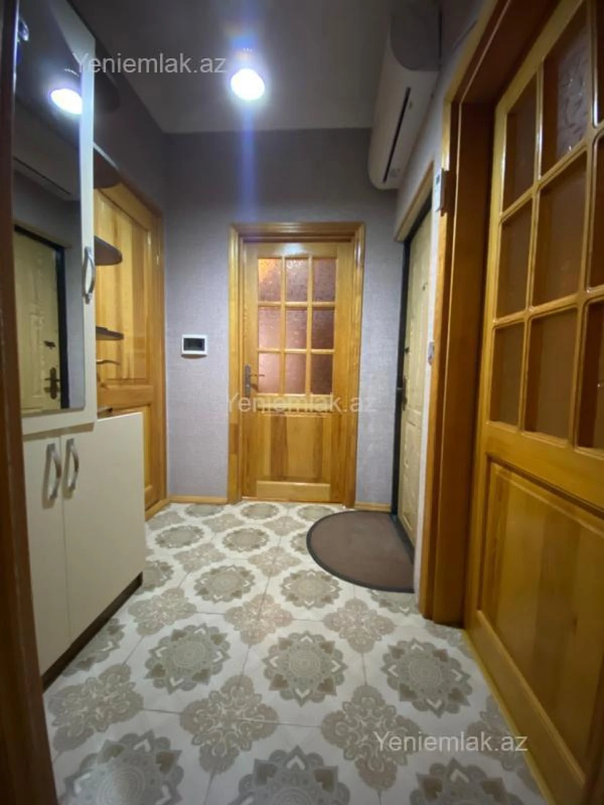 Satılır 2 otaqlı köhnə tikili 62 m²