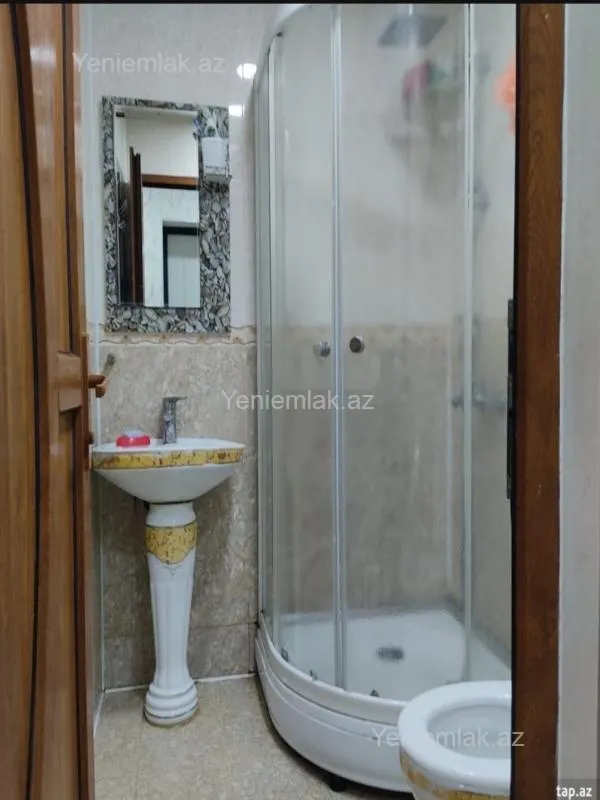 Satılır 2 otaqlı köhnə tikili 50 m²