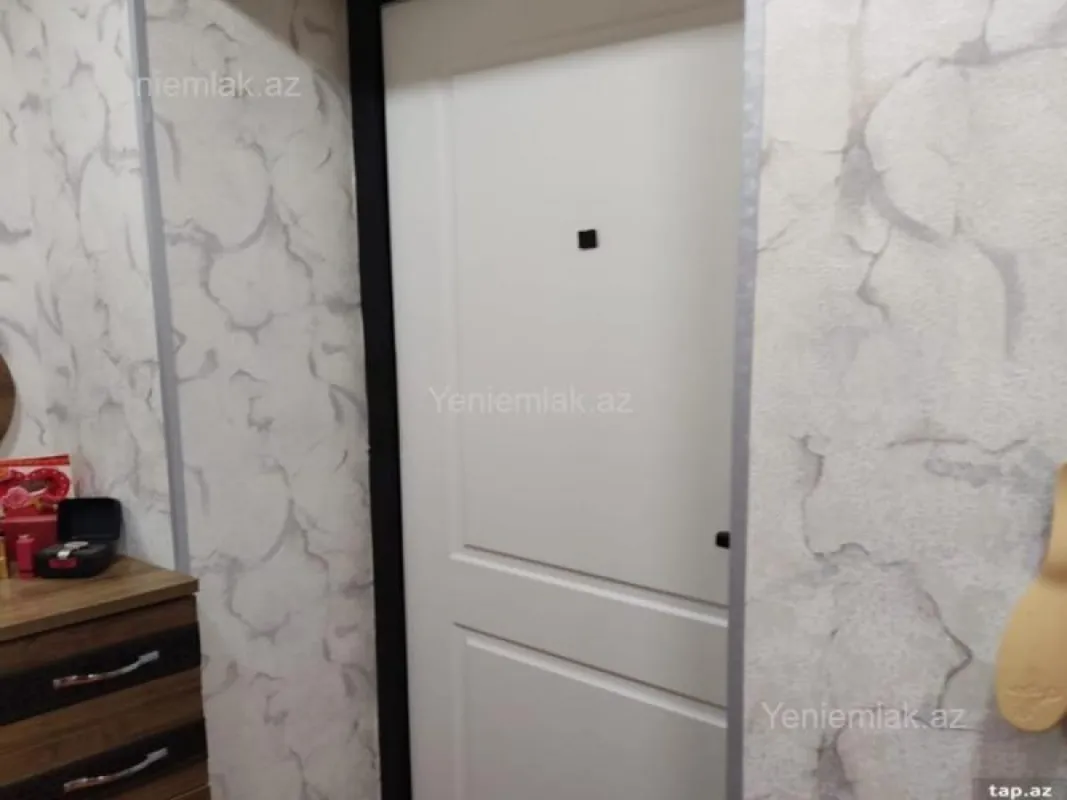 Satılır 2 otaqlı köhnə tikili 50 m²