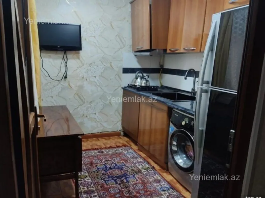 Satılır 2 otaqlı köhnə tikili 50 m²